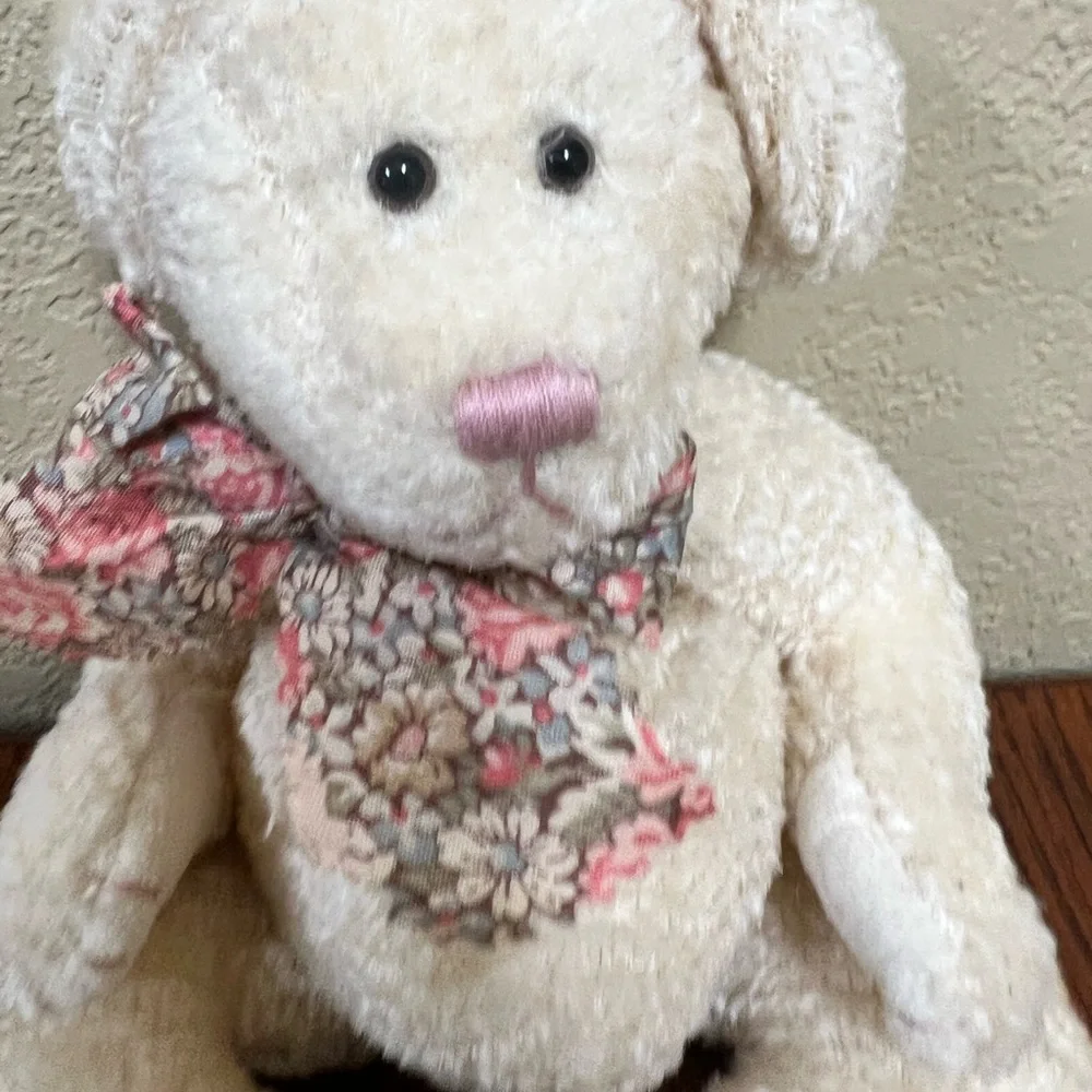Boyd’s Bear Collection cream bear with floral bow and pink stitching vintage